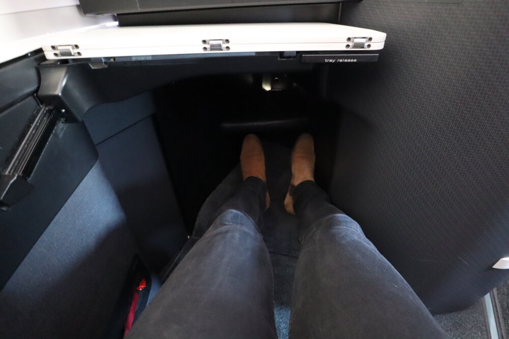 Virgin Australia business class – Legroom