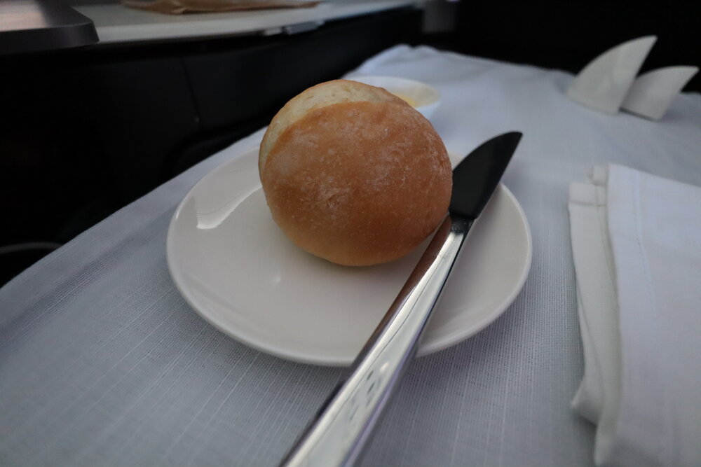 Virgin Australia business class – Bread roll