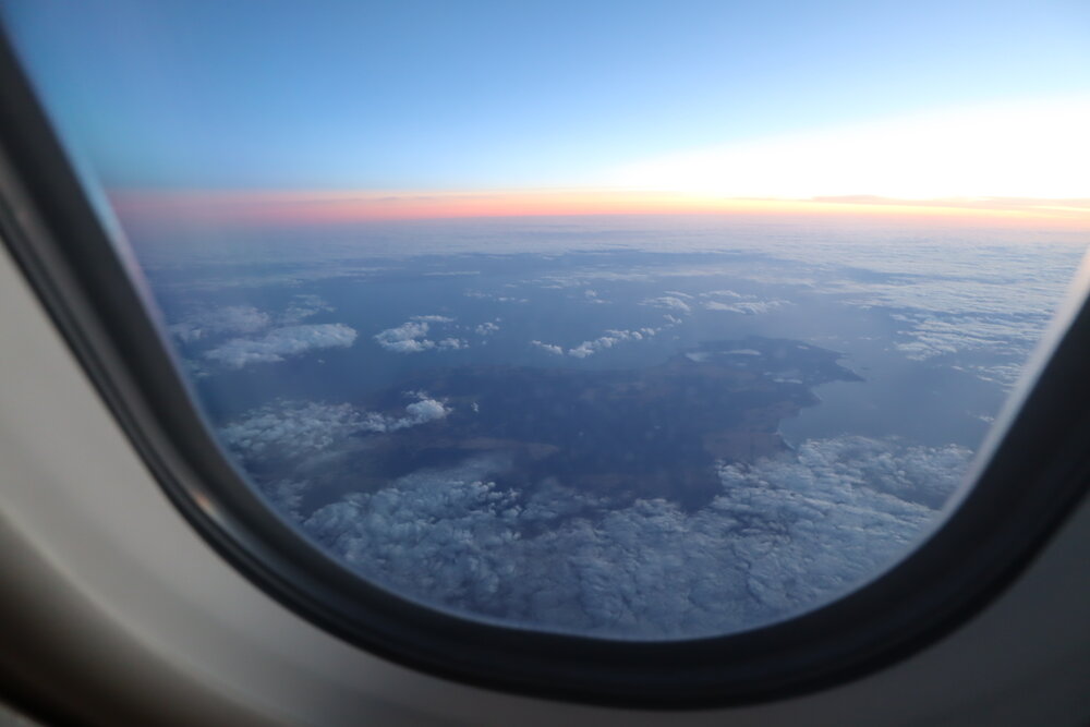 Qantas business class – Sunset view