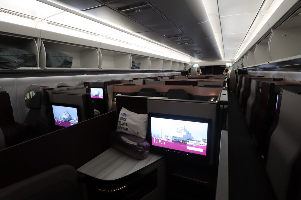 Qatar Airways A350 Qsuites business class – Cabin