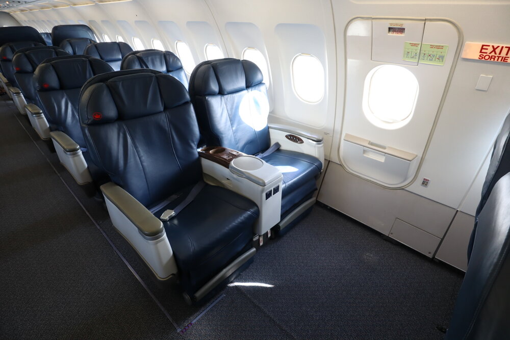 Air Canada Jetz A319 – Row 6 emergency exit seats