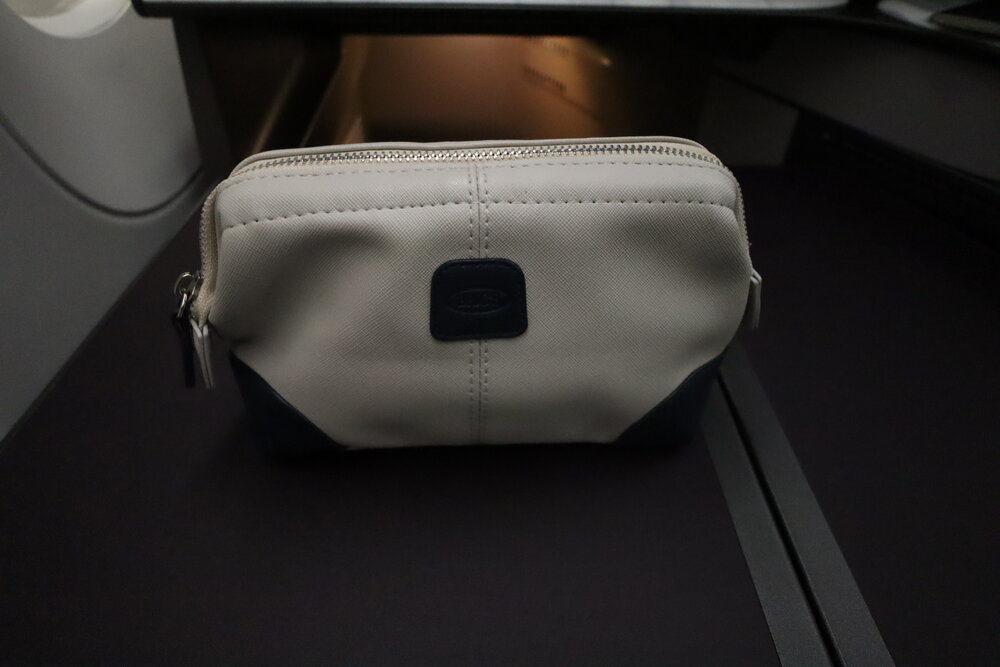 Qatar Airways A350 Qsuites business class – Amenity kit