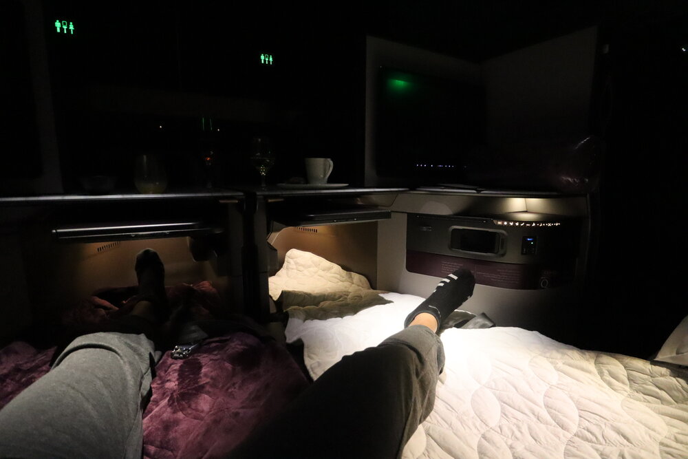 Qatar Airways A350 Qsuites business class – Double bed