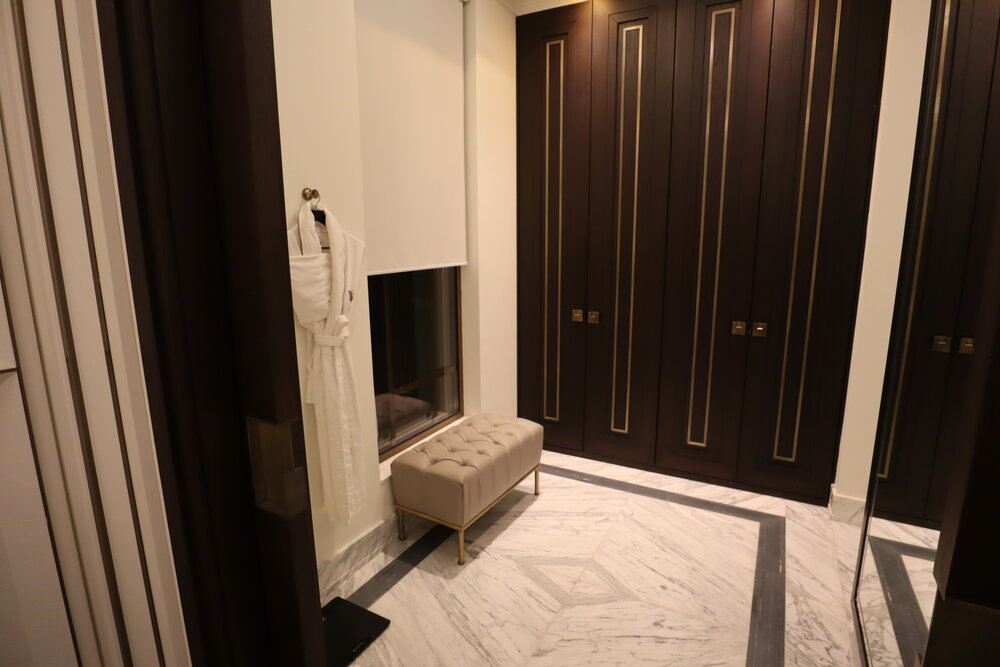 St. Regis Astana – St. Regis Suite walk-in closet