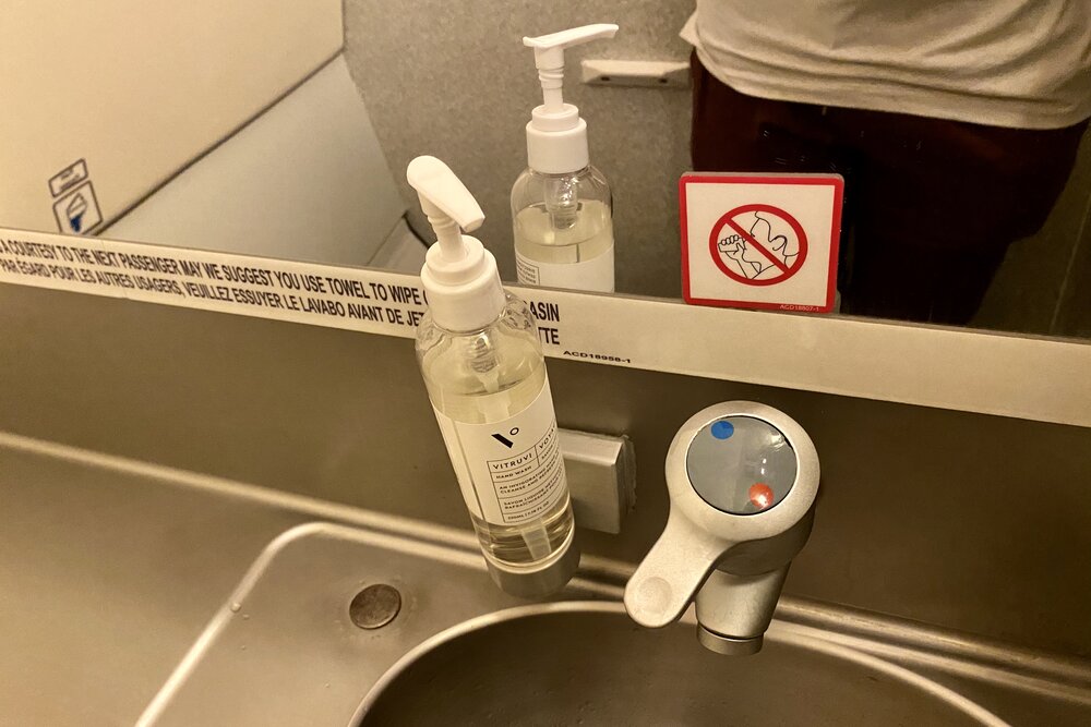 Air Canada Jetz A319 – Hand soap