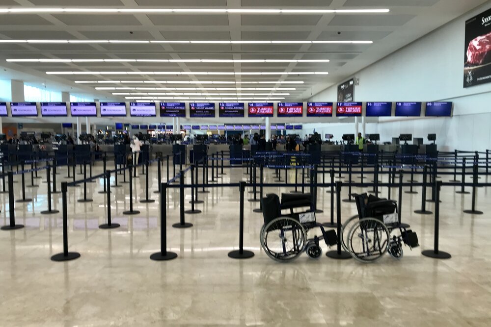 Cancún International Airport – Turkish Airlines check-in counters