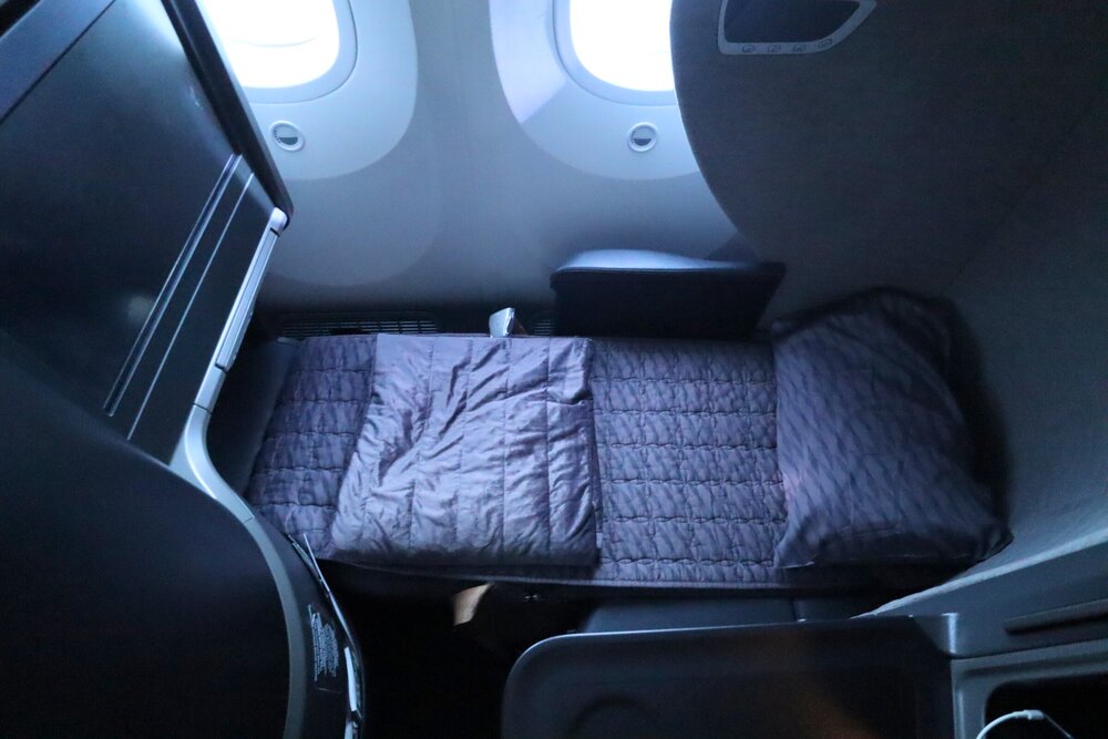 Turkish Airlines 787 business class – Lie-flat bed