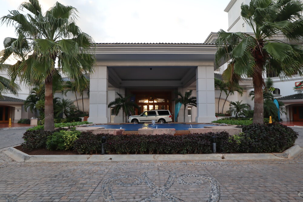 JW Marriott Cancún Resort &amp; Spa – Entrance