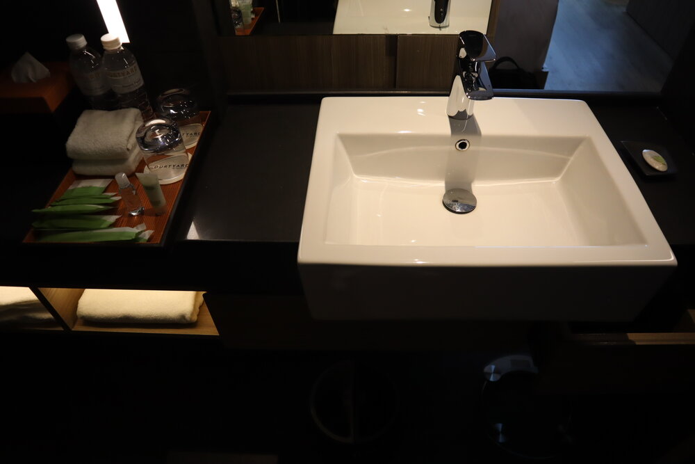 Courtyard Phnom Penh – Executive Deluxe room sink