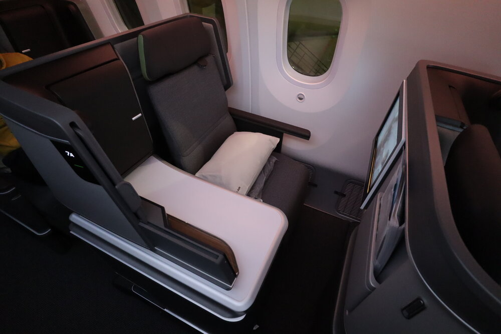 EVA Air 787 business class