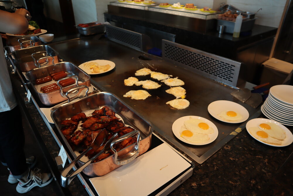 St. Regis Shenzhen – Breakfast omelette station