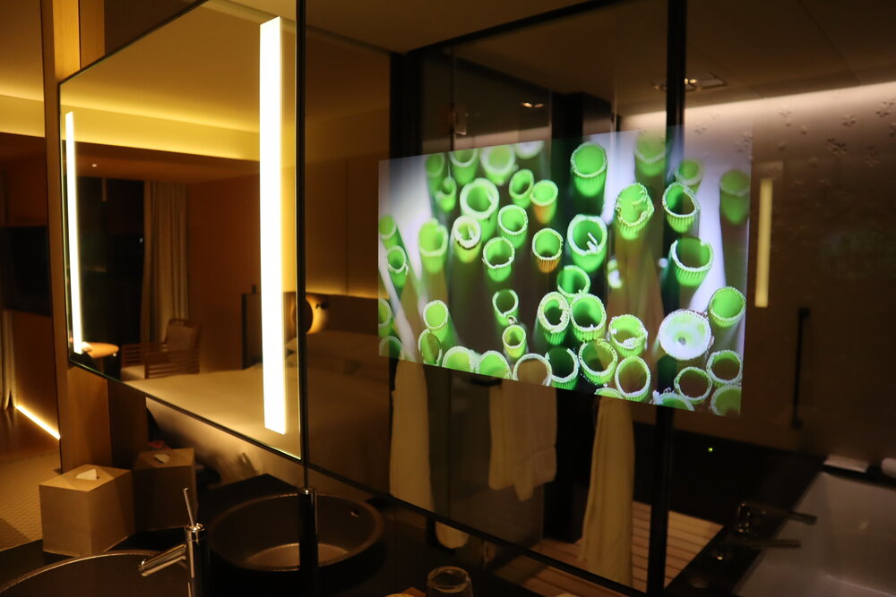 The Ritz-Carlton, Kyoto – Deluxe Kyoto Room bathroom television