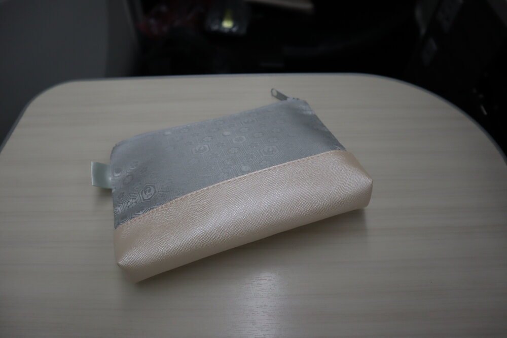 Japan Airlines business class – Amenity kit