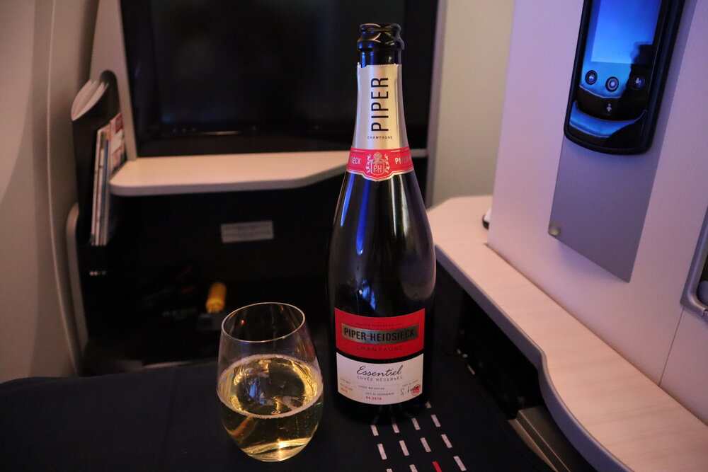 Japan Airlines business class – Champagne