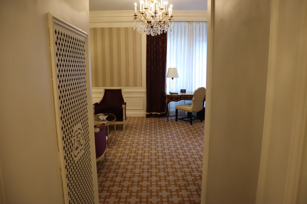 St. Regis New York – Madison Suite living room