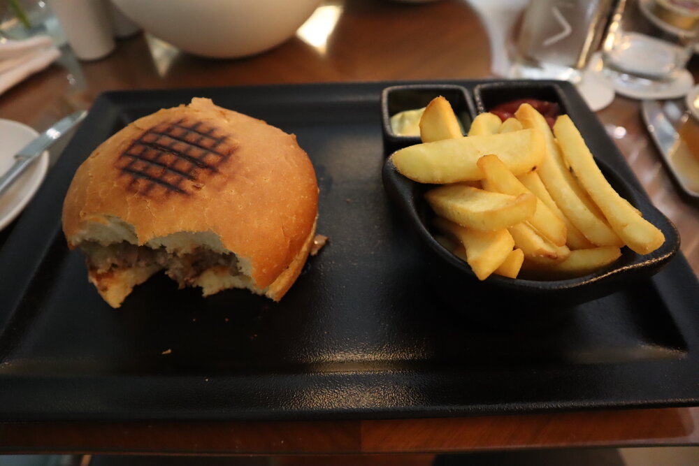 Emirates First Class Lounge (Concourse A) – Wagyu burger