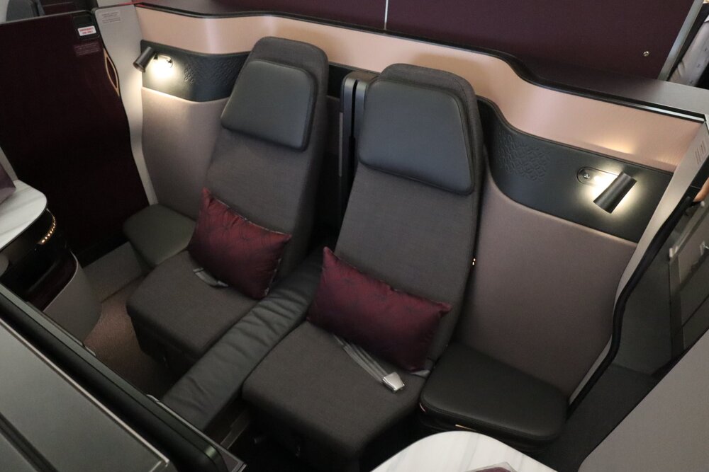 Qatar Airways A350 Qsuites business class – Seats 11E and 11F