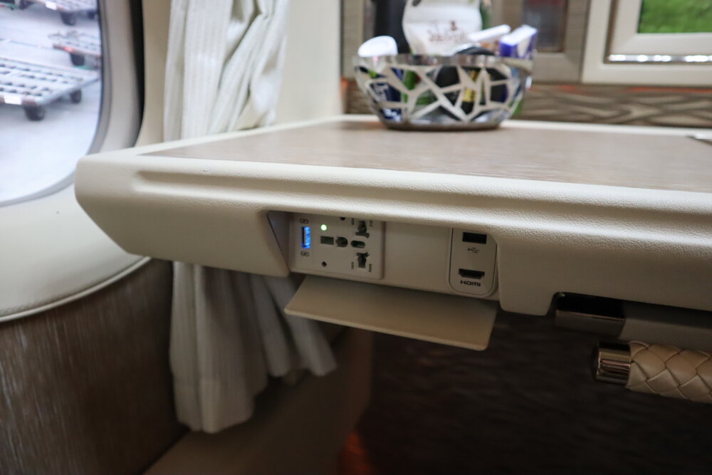 Emirates 777 New First Class – Power, USB, and HDMI ports