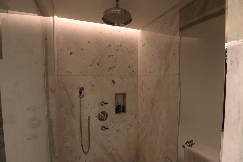 The Ritz-Carlton, Doha – Executive Suite shower