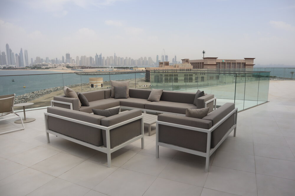 W Dubai The Palm – Marvelous Suite balcony seating