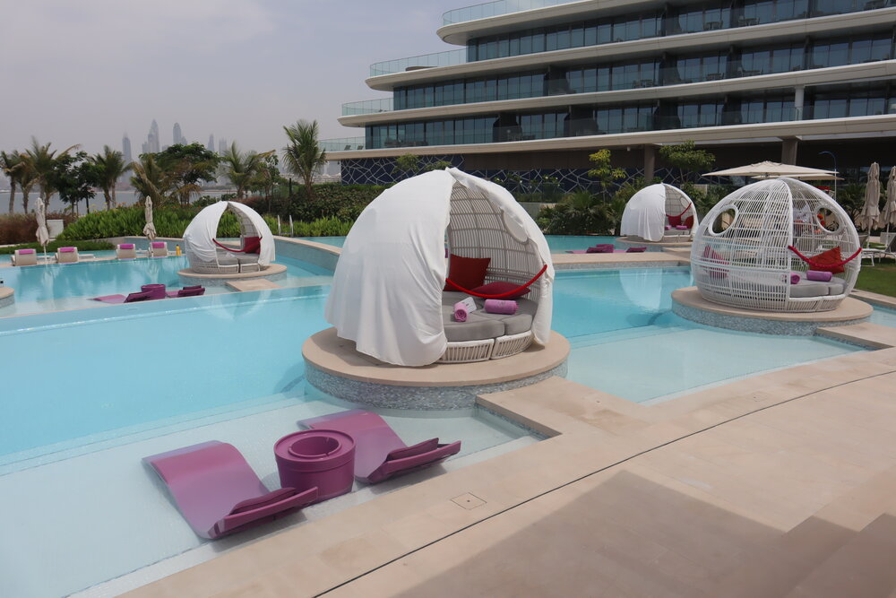 W Dubai The Palm – WET Deck cabanas