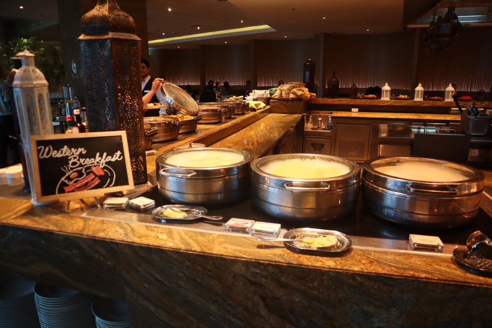 JW Marriott Marquis Dubai – Western breakfast