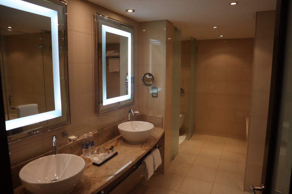 Sheraton Oman – Studio Suite master bathroom