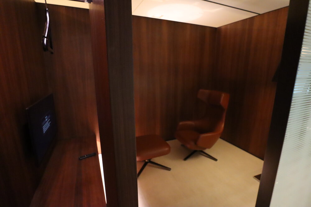 Qatar Airways Arrivals Lounge Doha – Private nooks