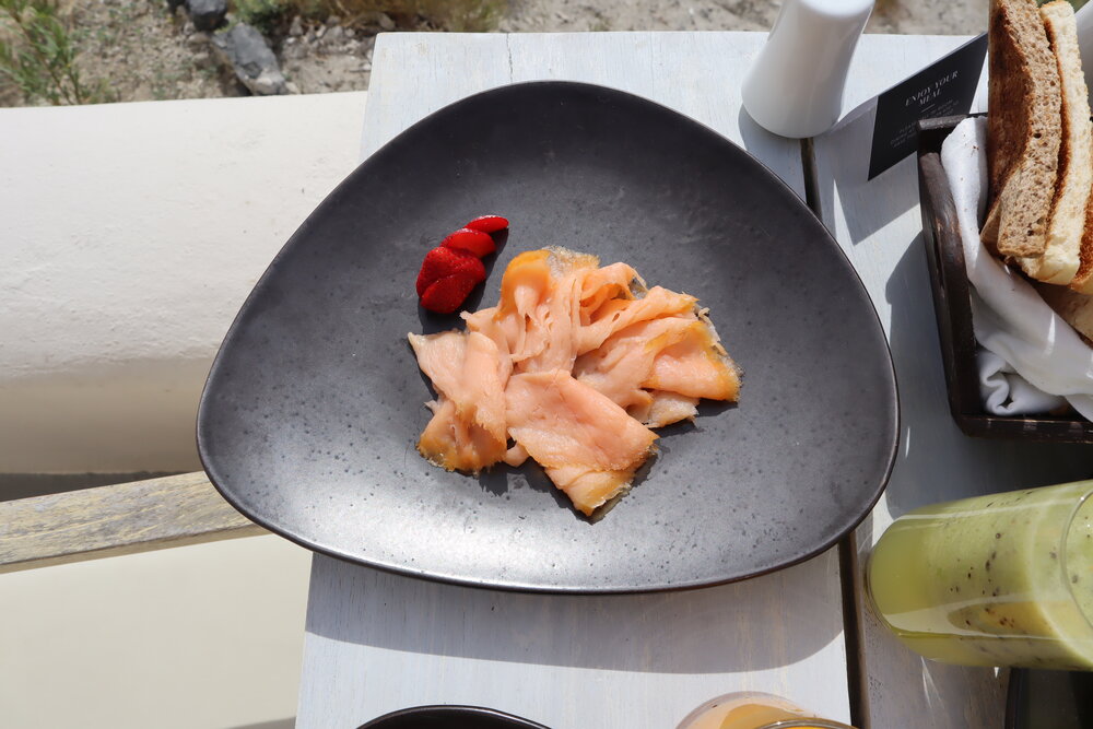 Mystique Santorini – Smoked salmon