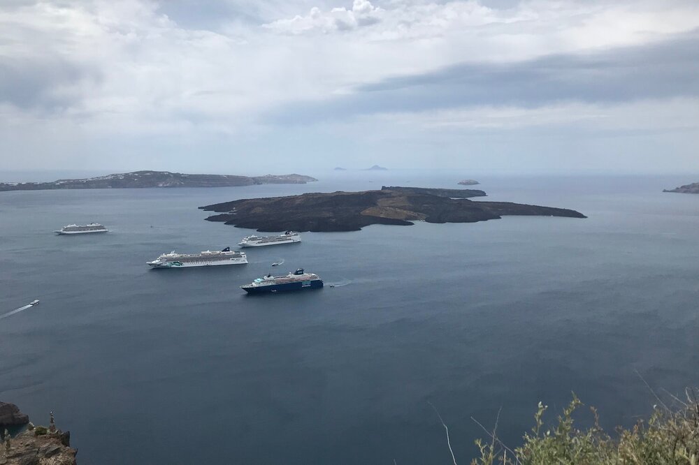 Views along the hiking trail from Fira to Oia