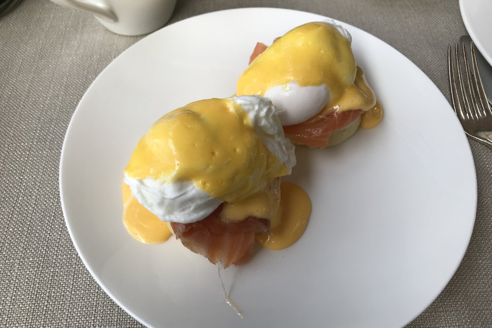 St. Regis Istanbul – Eggs Benedict