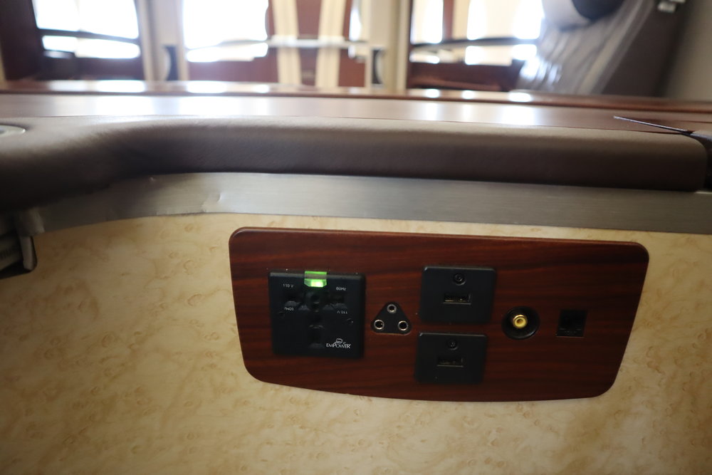 Singapore Airlines Suites Class – Power ports