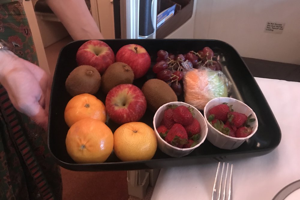 Singapore Airlines Suites Class – Fruit basket