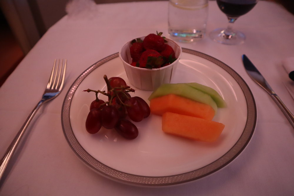 Singapore Airlines Suites Class – Fresh fruit