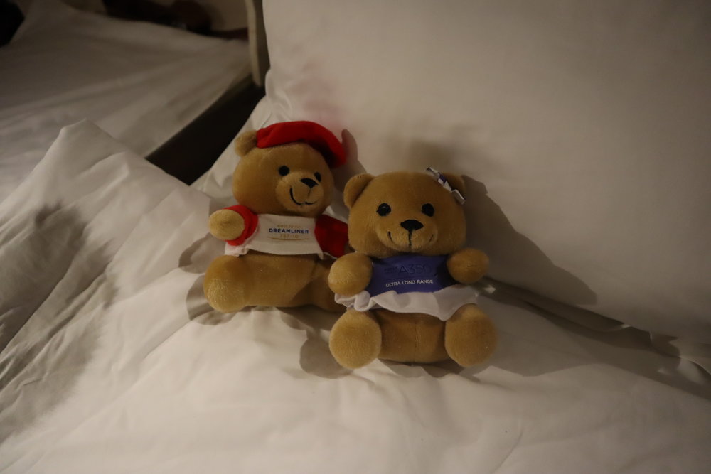 Singapore Airlines Suites Class – Teddy bears