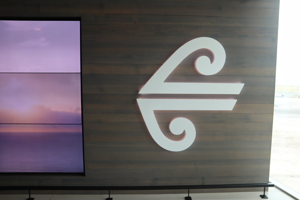 Air New Zealand Lounge Auckland – Koru symbol