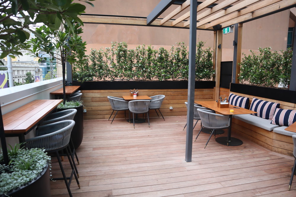 Four Points by Sheraton Auckland – Queen’s Head outdoor patio