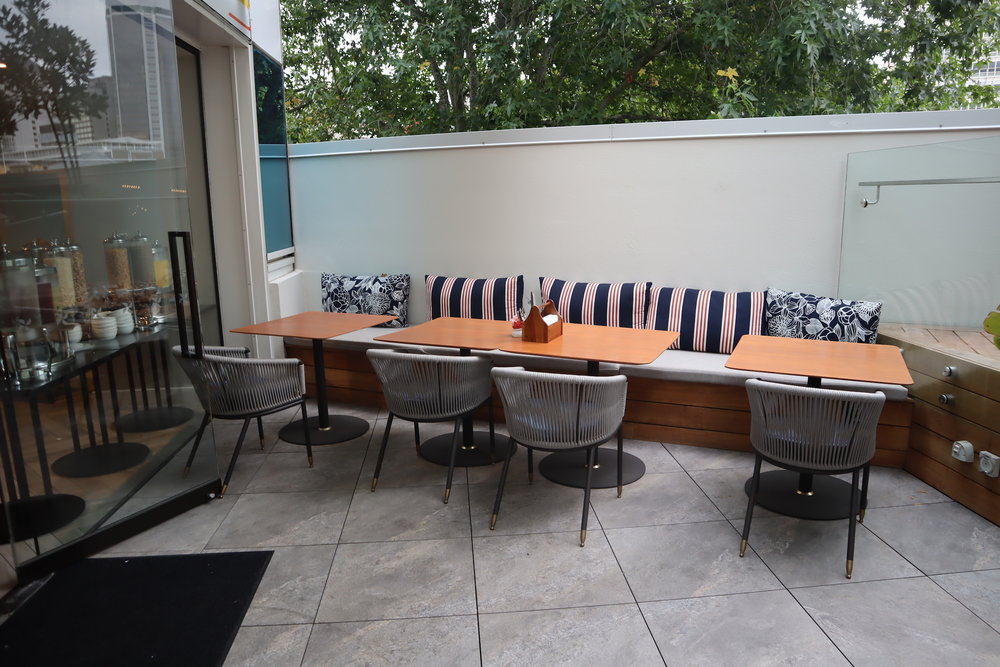 Four Points by Sheraton Auckland – Queen’s Head outdoor patio