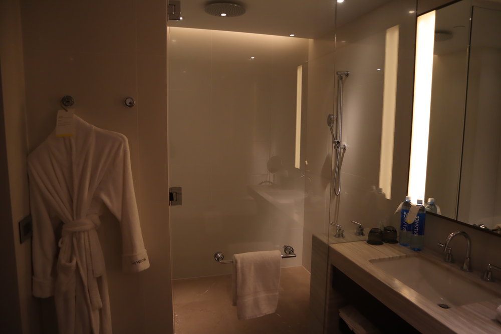 Westin Perth – Westin Suite shower