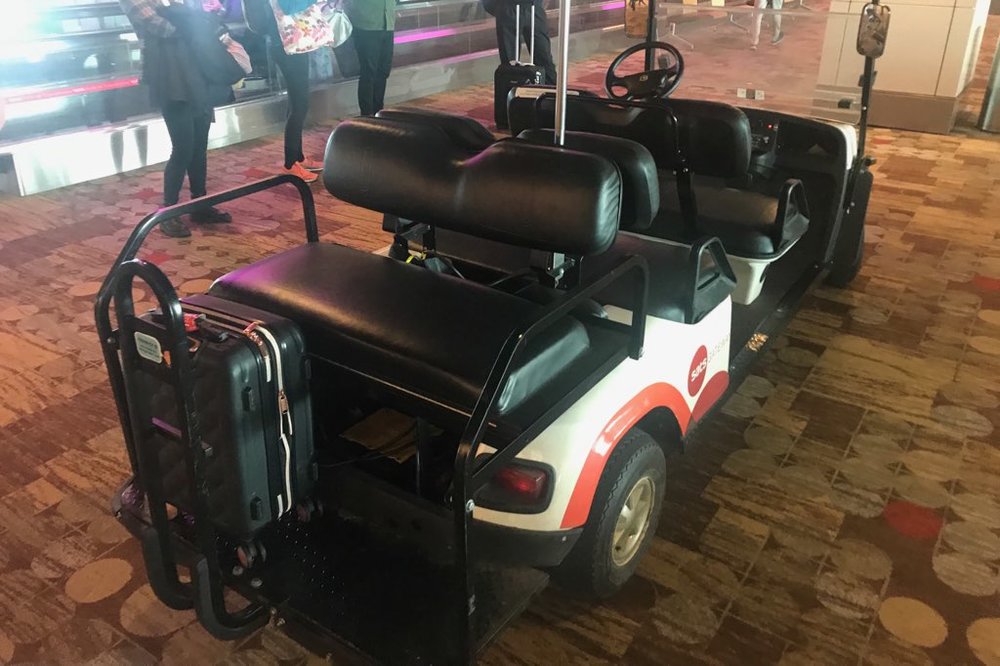 Singapore Changi Airport buggy service