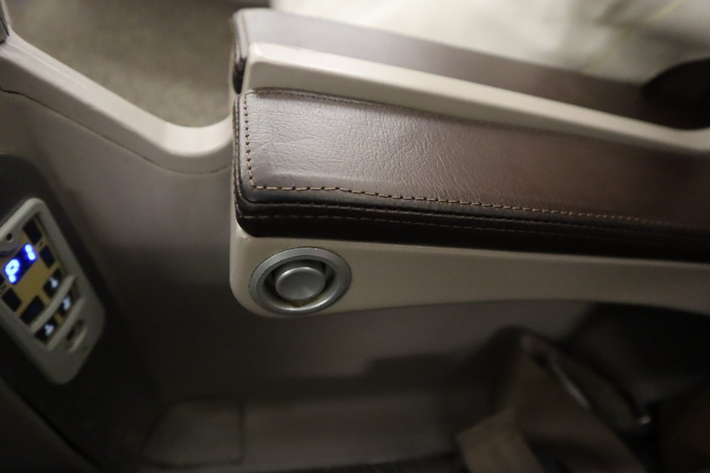 South African Airways business class – Armrest