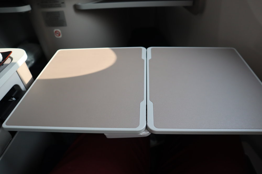 Air China business class – Tray table