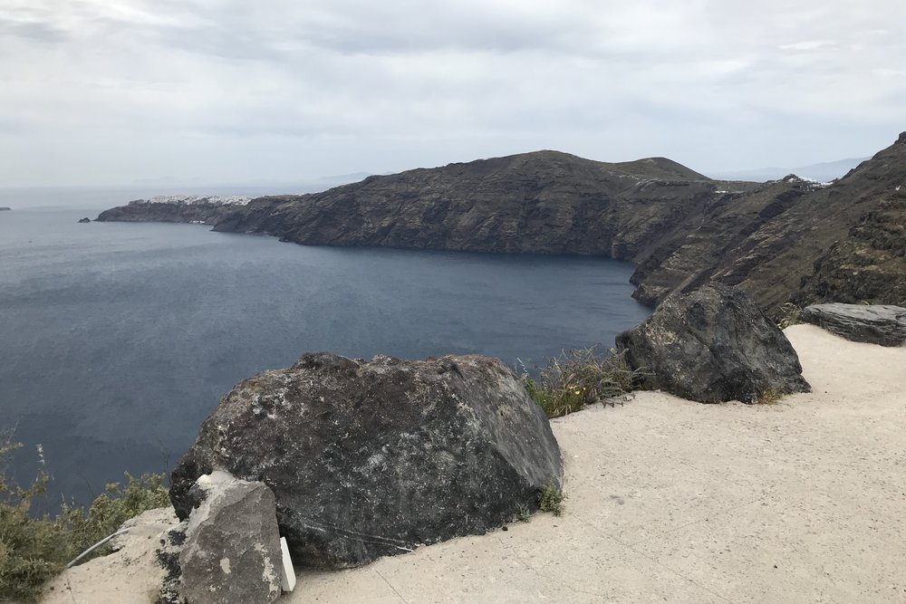 Hiking trail from Fira to Oia