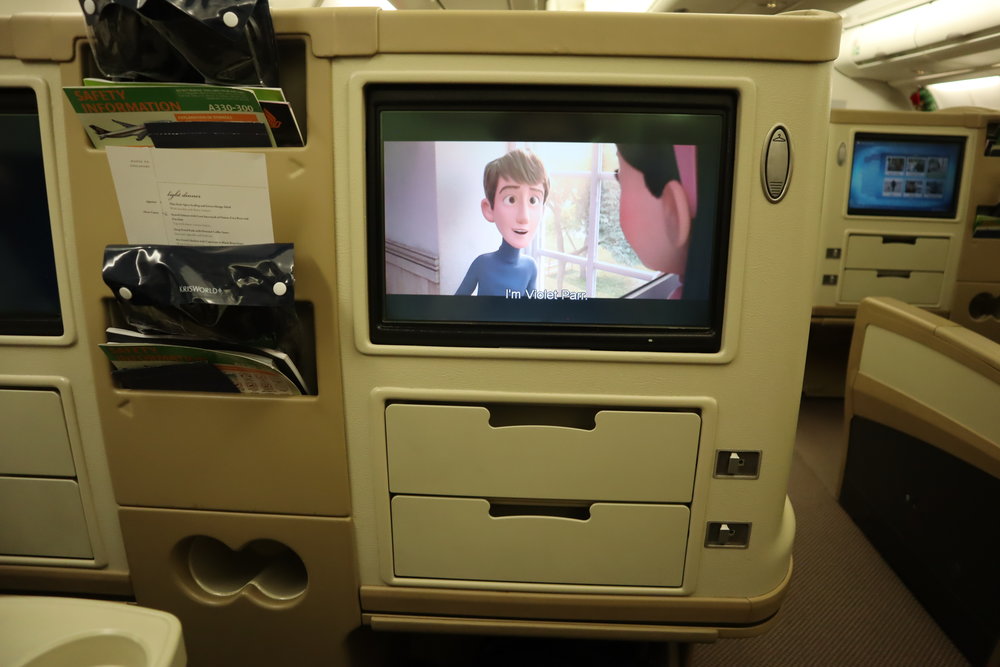 Singapore Airlines A330 business class – Entertainment system