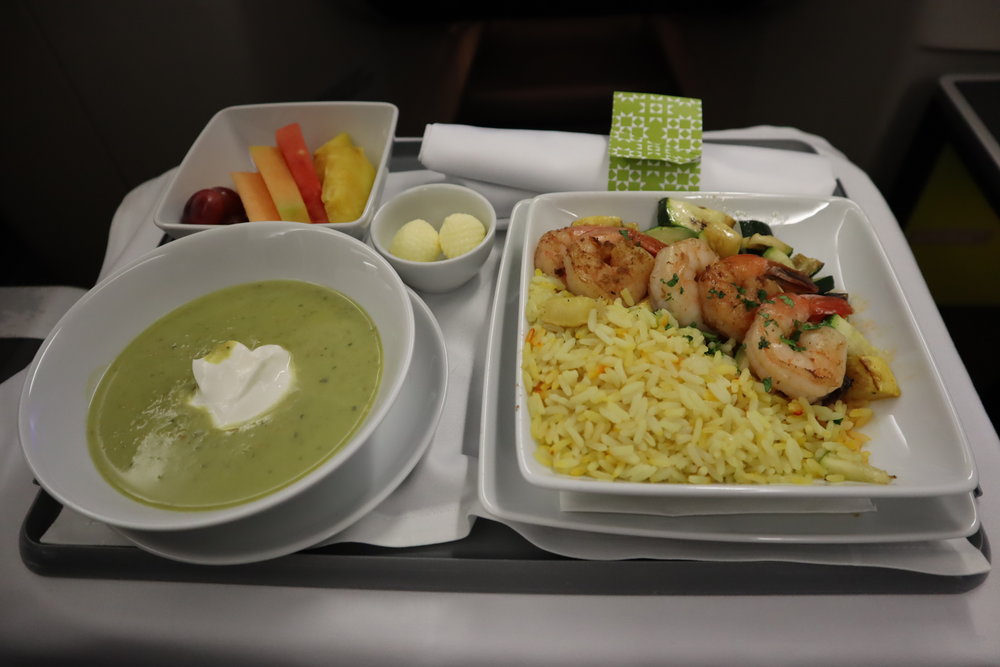 TAP Air Portugal business class – Meal service