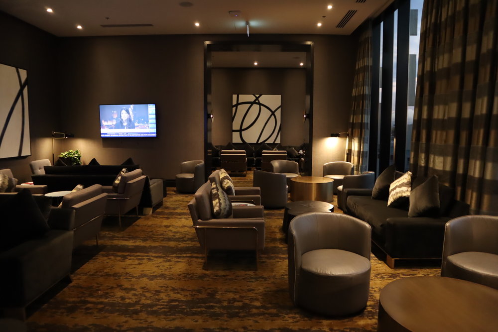 JW Marriott Parq Vancouver – Executive Lounge seating area