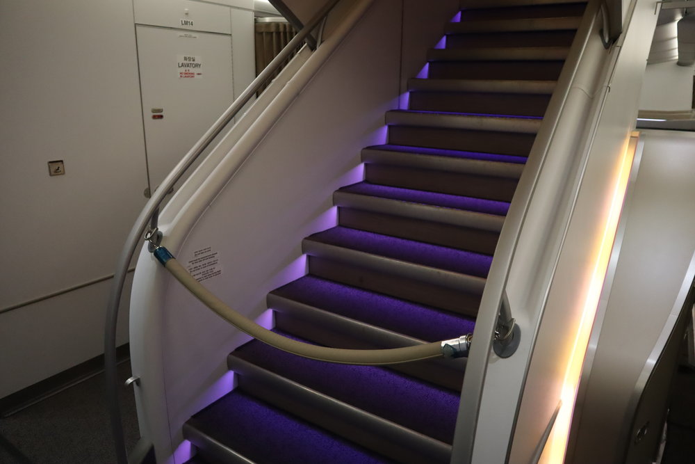 Asiana Airlines First Class – Airbus A380 staircase