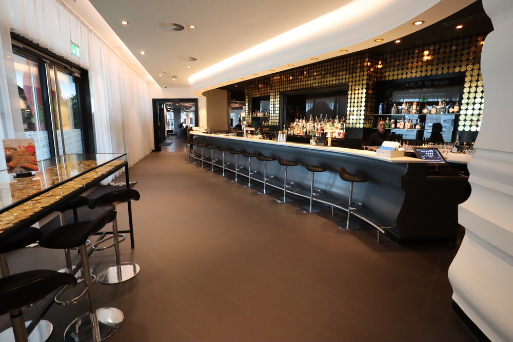 Kameha Grand Zurich – Puregold bar &amp; lounge