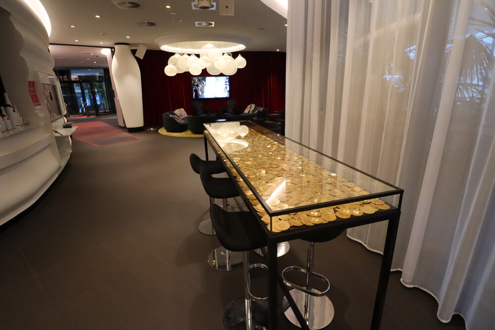 Kameha Grand Zurich – Puregold bar &amp; lounge