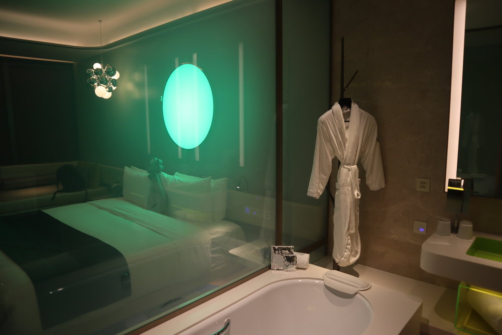 W Suzhou – Spectacular Room translucent frosted glass